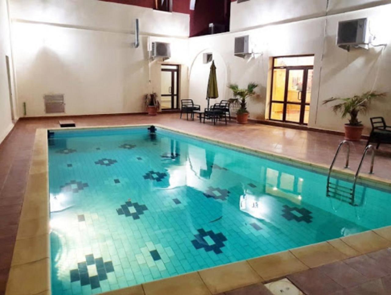 Takialt Hotel Adrar Bagian luar foto