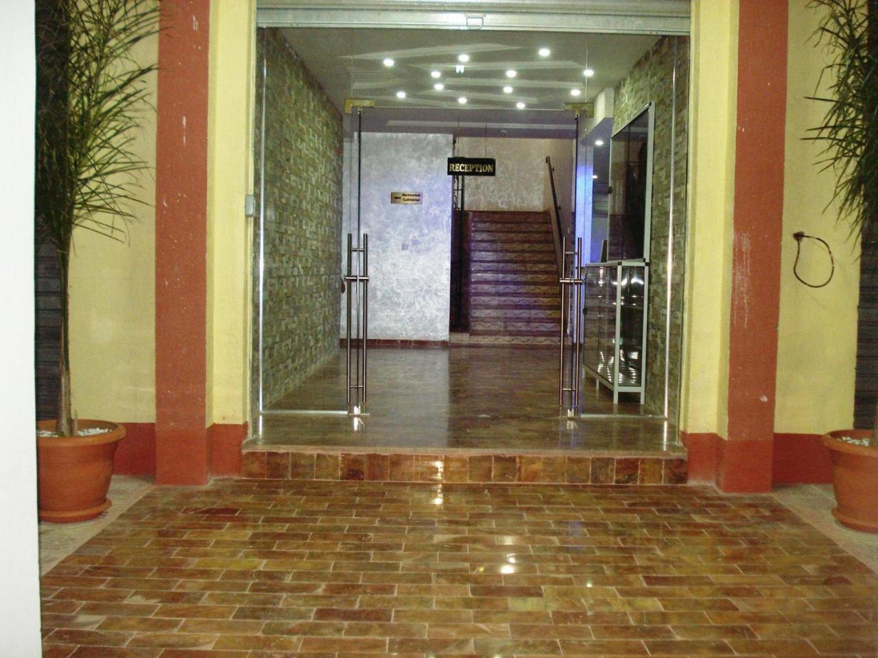 Takialt Hotel Adrar Bagian luar foto